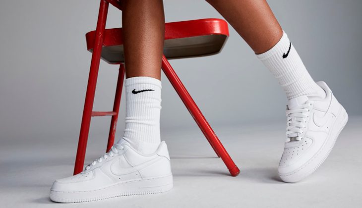 Las Zapatillas Blancas para Hombre con hype en 2023 🤍​  Psicomotricidad-fmedShops